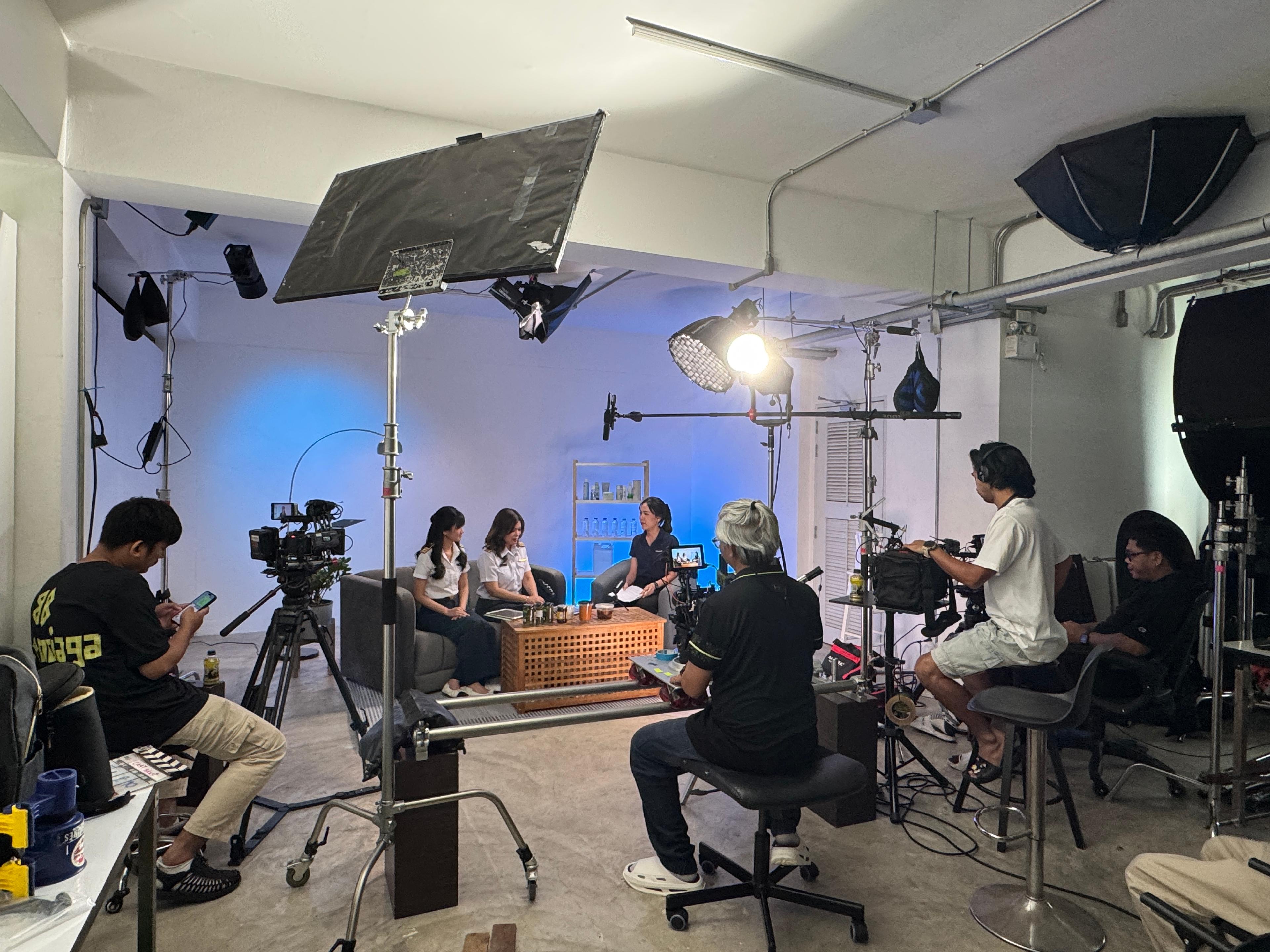 เมื่อเรื่องการบินเป็นใกล้ตัวที่ทุกคนควรรู้ เบื้องหลังการถ่ายทำ Viral VDO ให้ความรู้เรื่องการบิน กับ CAAT